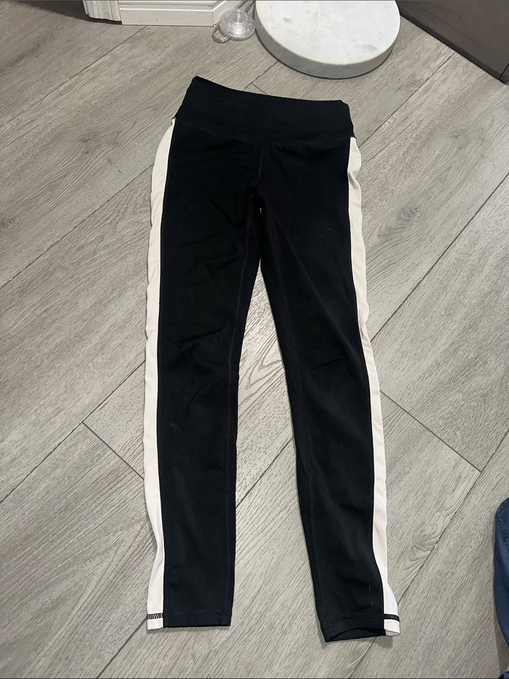 Senita Black & White Side-Stripe Leggings size Small
